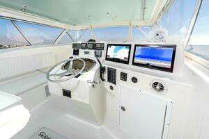 2003 Custom Carolina 40 Layton Express thumbnail 18