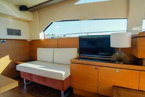 2009 Fairline thumbnail 16