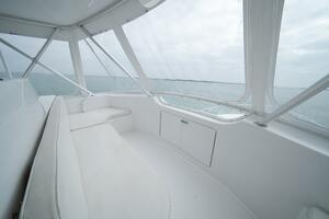 2005 Viking 52 Convertible 