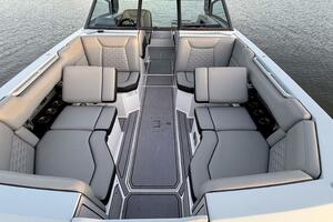 23ft Correct Craft Yacht For Sale