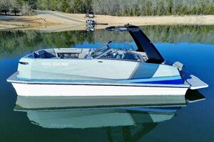 23ft Correct Craft Yacht For Sale