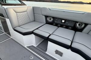 23ft Correct Craft Yacht For Sale