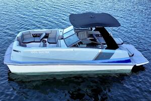 23ft Correct Craft Yacht For Sale