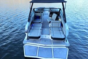 23ft Correct Craft Yacht For Sale