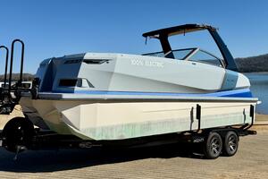 23ft Correct Craft Yacht For Sale