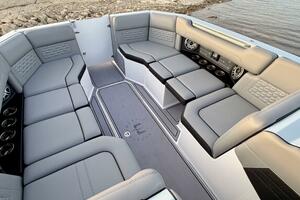 23ft Correct Craft Yacht For Sale