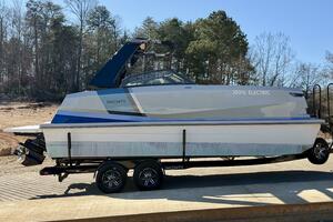 23ft Correct Craft Yacht For Sale