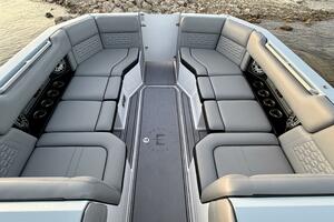 23ft Correct Craft Yacht For Sale