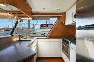 1998 Bayliner 4788 thumbnail 9