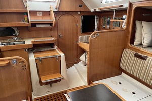 Photo 6047672 for 1981 Yamaha Boats 36 Detente 