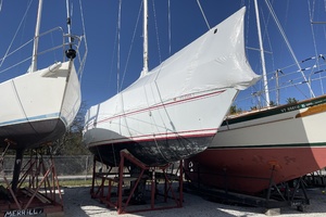 Photo 6047676 for 1981 Yamaha Boats 36 Detente 