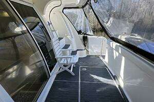 2001 Silverton 410 Sport Bridge thumbnail 9