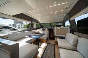 46FT (14.2M) FERRETTI YACHTS