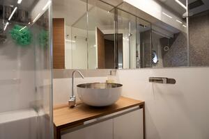 46FT (14.2M) FERRETTI YACHTS