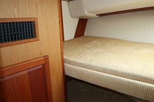 2005 Luhrs 38 Convertible thumbnail 37