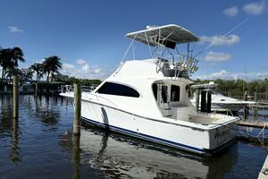 2005 Luhrs 38 Convertible thumbnail 7