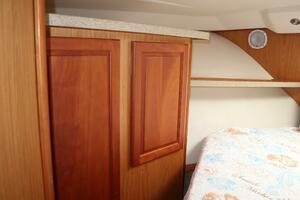 2005 Luhrs 38 Convertible thumbnail 29