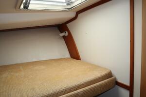 2005 Luhrs 38 Convertible thumbnail 35