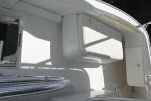 2005 Luhrs 38 Convertible thumbnail 65