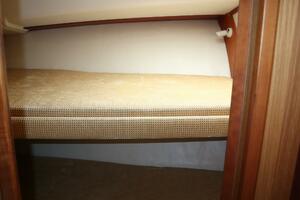 2005 Luhrs 38 Convertible thumbnail 34