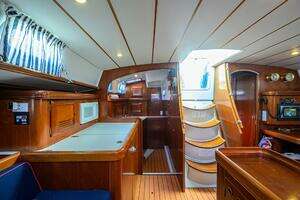 2003 Beneteau thumbnail 19