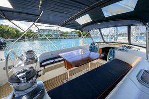 2003 Beneteau thumbnail 10
