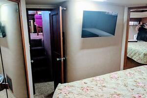 Rockin and Rollin 46ft Chris Craft Yacht For Sale