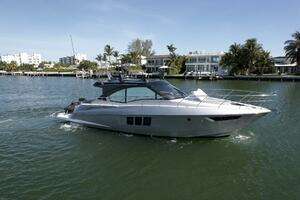 2018 Cruisers 45 Cantius thumbnail 3