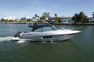 2018 Cruisers 45 Cantius thumbnail 2