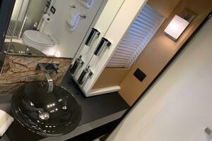 Fantastic_77 Lower Deck Master Ensuite