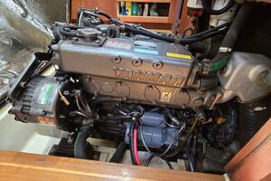 Safineia 41ft Hunter Yacht For Sale