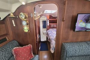 Safineia 41ft Hunter Yacht For Sale