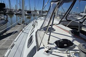 Safineia 41ft Hunter Yacht For Sale