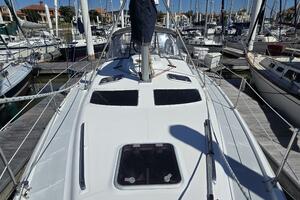 Safineia 41ft Hunter Yacht For Sale