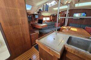 1998 Hunter 410 thumbnail 30