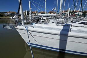 Safineia 41ft Hunter Yacht For Sale