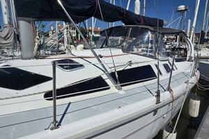 Safineia 41ft Hunter Yacht For Sale