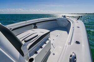2025 Yellowfin 36 Offshore thumbnail 8