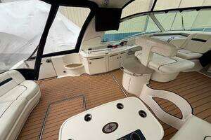 2004 Sea Ray 500 Sundancer thumbnail 10