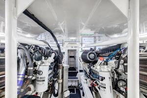 Viking 68 - Mobster - Engine Room