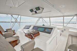 2007 Viking 68 Convertible thumbnail 15