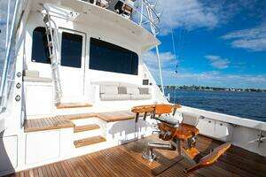 2007 Viking 68 Convertible thumbnail 25