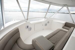 Viking 68 - Mobster - Flybridge Seating