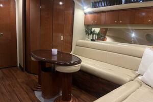 2003 Sea Ray 410 Express Cruiser thumbnail 10