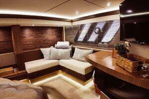 2016 Sea Ray L590 Fly thumbnail 6