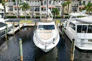 2016 Sea Ray L590 Fly thumbnail 27