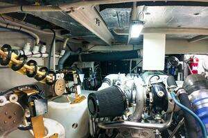 2016 Sea Ray L590 Fly thumbnail 31