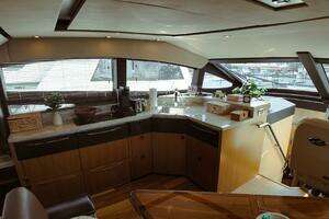 2016 Sea Ray L590 Fly thumbnail 10