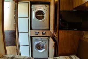 2016 Sea Ray L590 Fly thumbnail 17