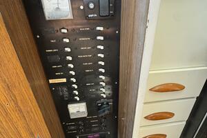 Last Pitch 31ft Bertram Yacht For Sale